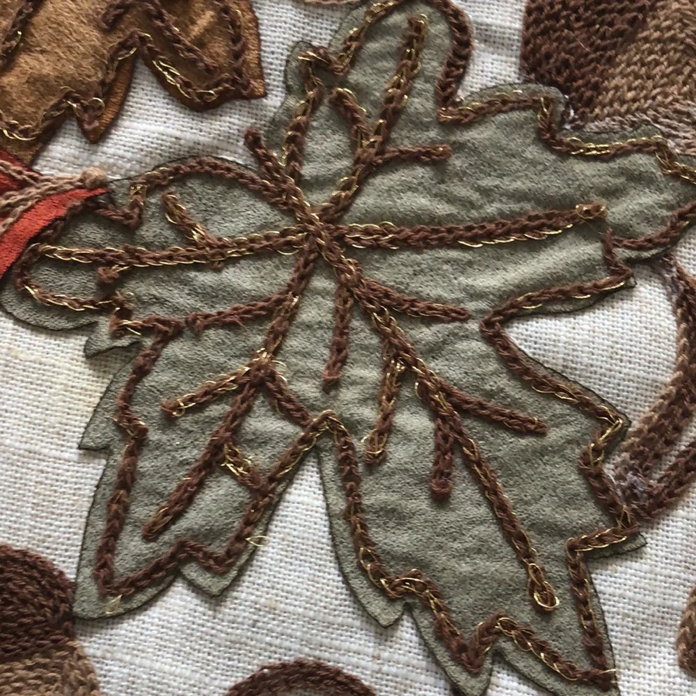 Linen Fall Table Runner - Picture 6 of 9